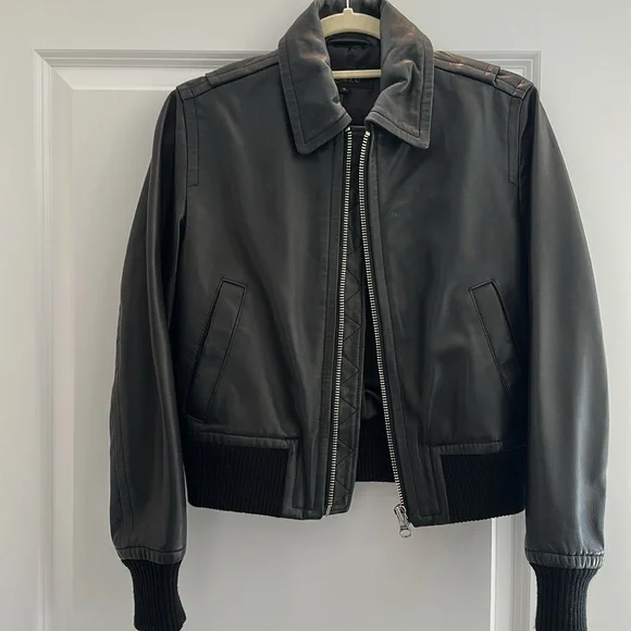 Quince washed leather bomber jacket - Picture 6 of 8